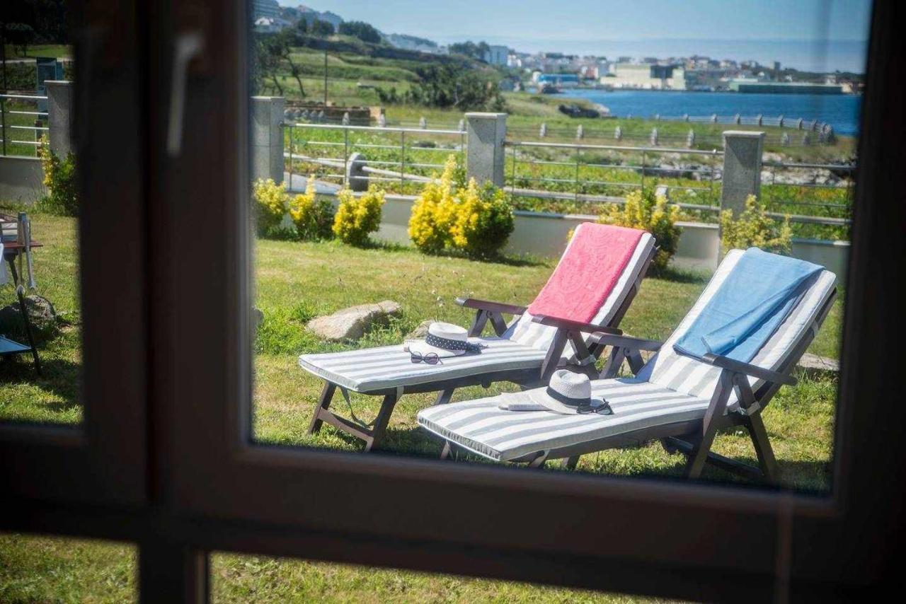 Chalet Pareado Con Jardin En 1ª Linea De Mar Villa Burela Luaran gambar