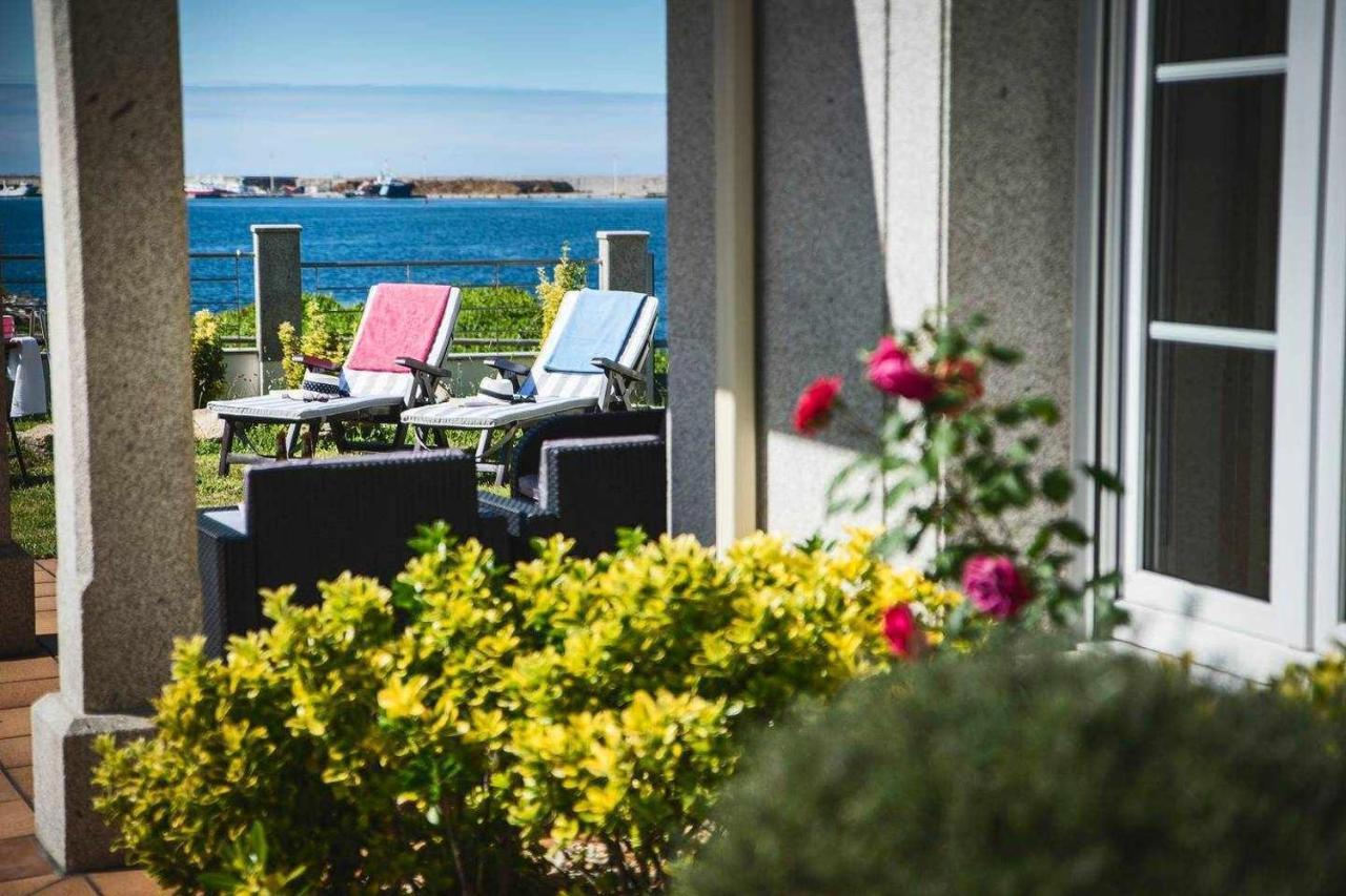 Chalet Pareado Con Jardin En 1ª Linea De Mar Villa Burela Luaran gambar