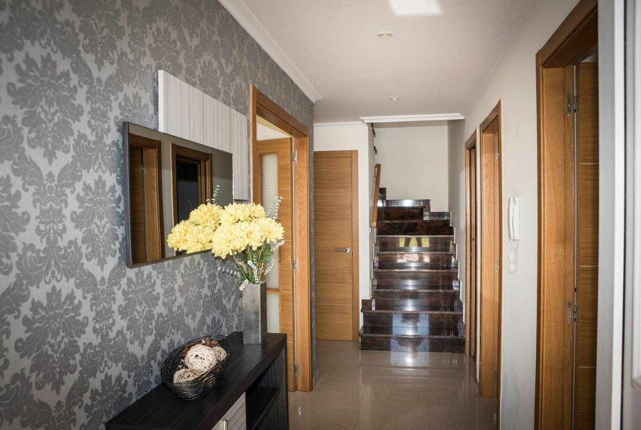 Chalet Pareado Con Jardin En 1ª Linea De Mar Villa Burela Luaran gambar
