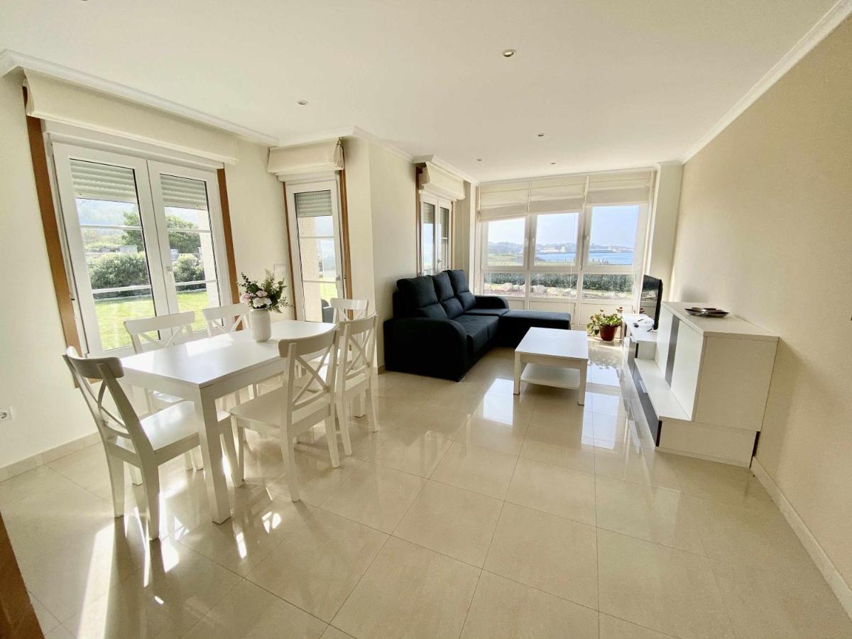 Chalet Pareado Con Jardin En 1ª Linea De Mar Villa Burela Luaran gambar