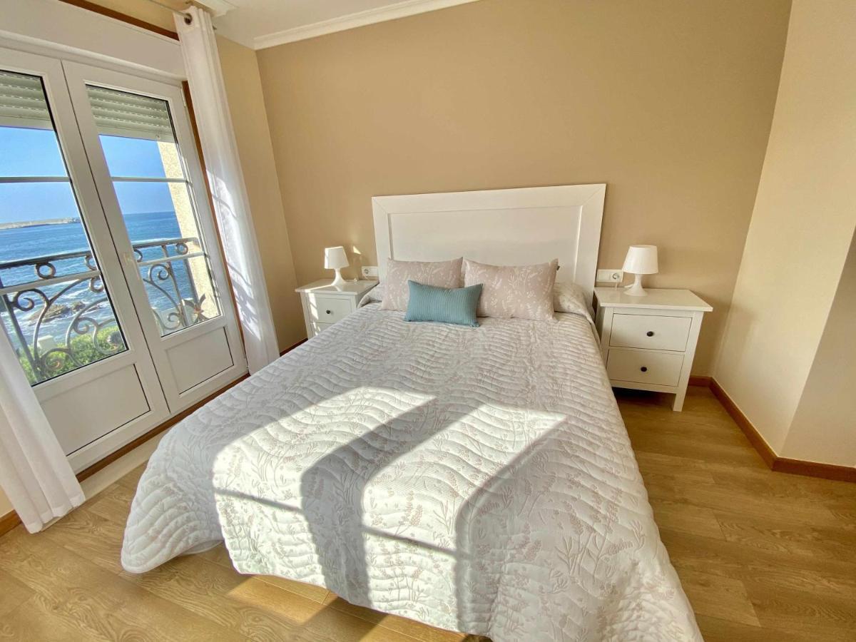 Chalet Pareado Con Jardin En 1ª Linea De Mar Villa Burela Luaran gambar