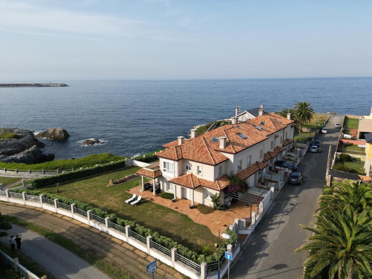 Chalet Pareado Con Jardin En 1ª Linea De Mar Villa Burela Luaran gambar